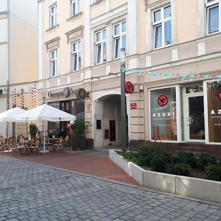 Rezydencja Marzec Гнезно Экстерьер фото